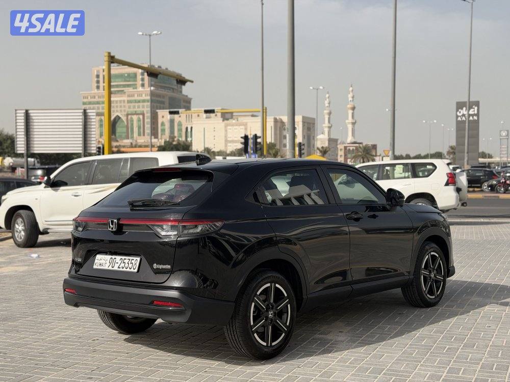 هوندا HRV (( عداد اصفار )) / موديل 2024 تحت الكفاله صبغ الوكاله2