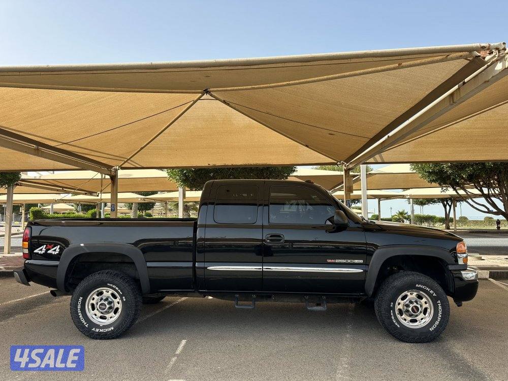 للبيع وانيت جي ام سي سييرا موديل 2005 بحاله ممتازه0