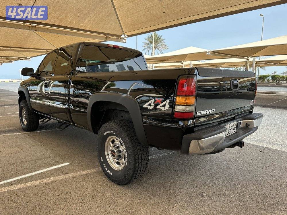 للبيع وانيت جي ام سي سييرا موديل 2005 بحاله ممتازه1