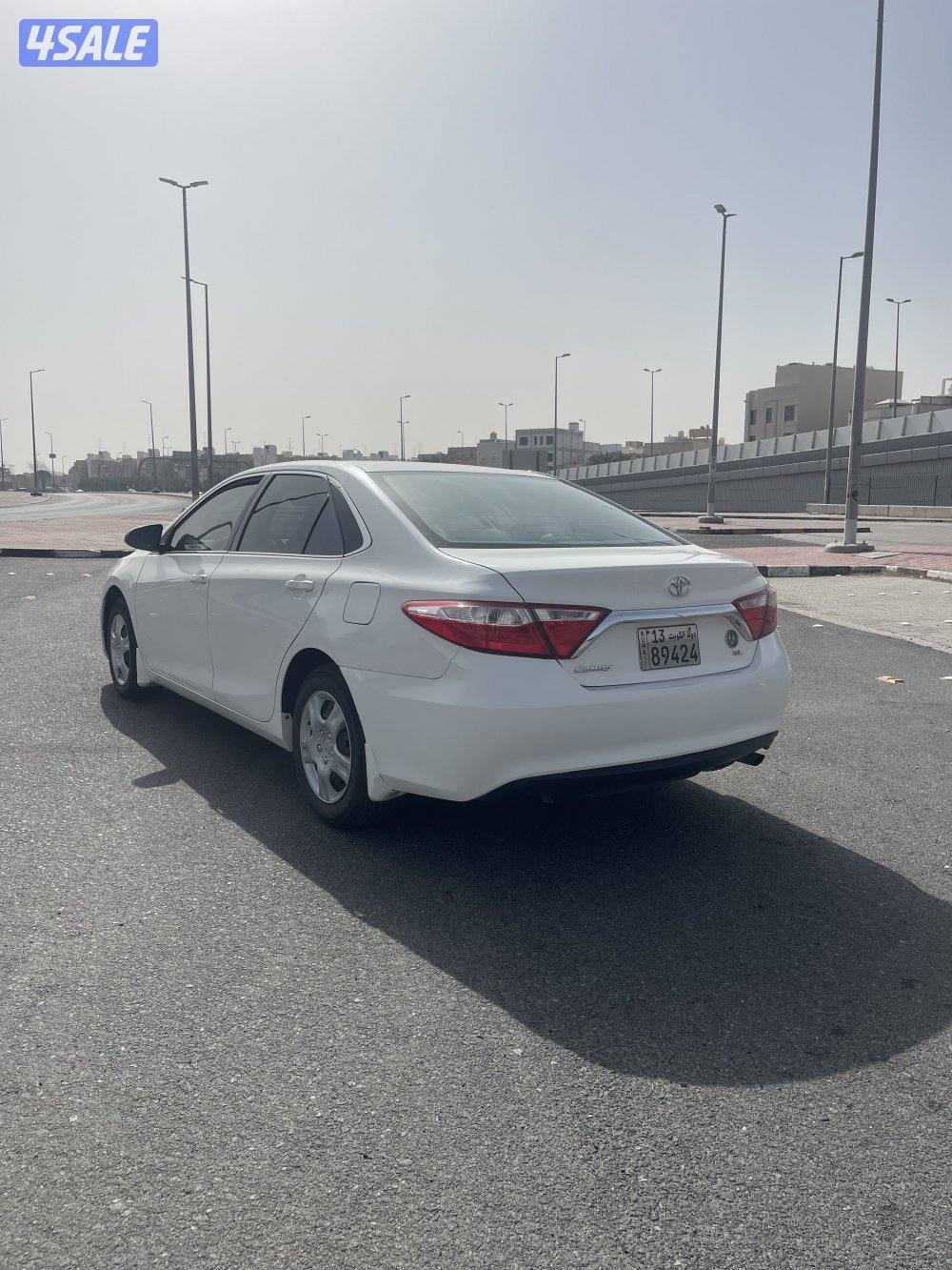 للبيع كامري 2016 صبغ وكاله الممشي ٣٠٠1