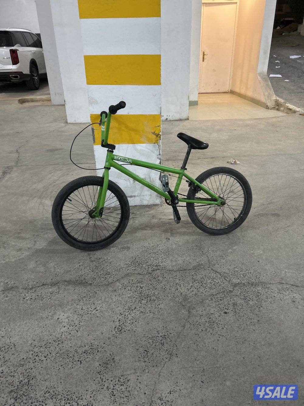 قاري BMX Stolen0