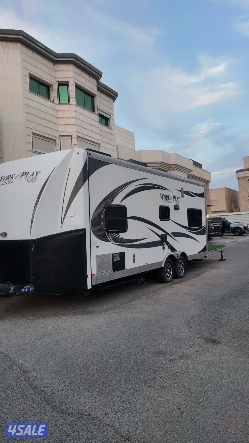 للبيع  كرفان WORK PLAY0