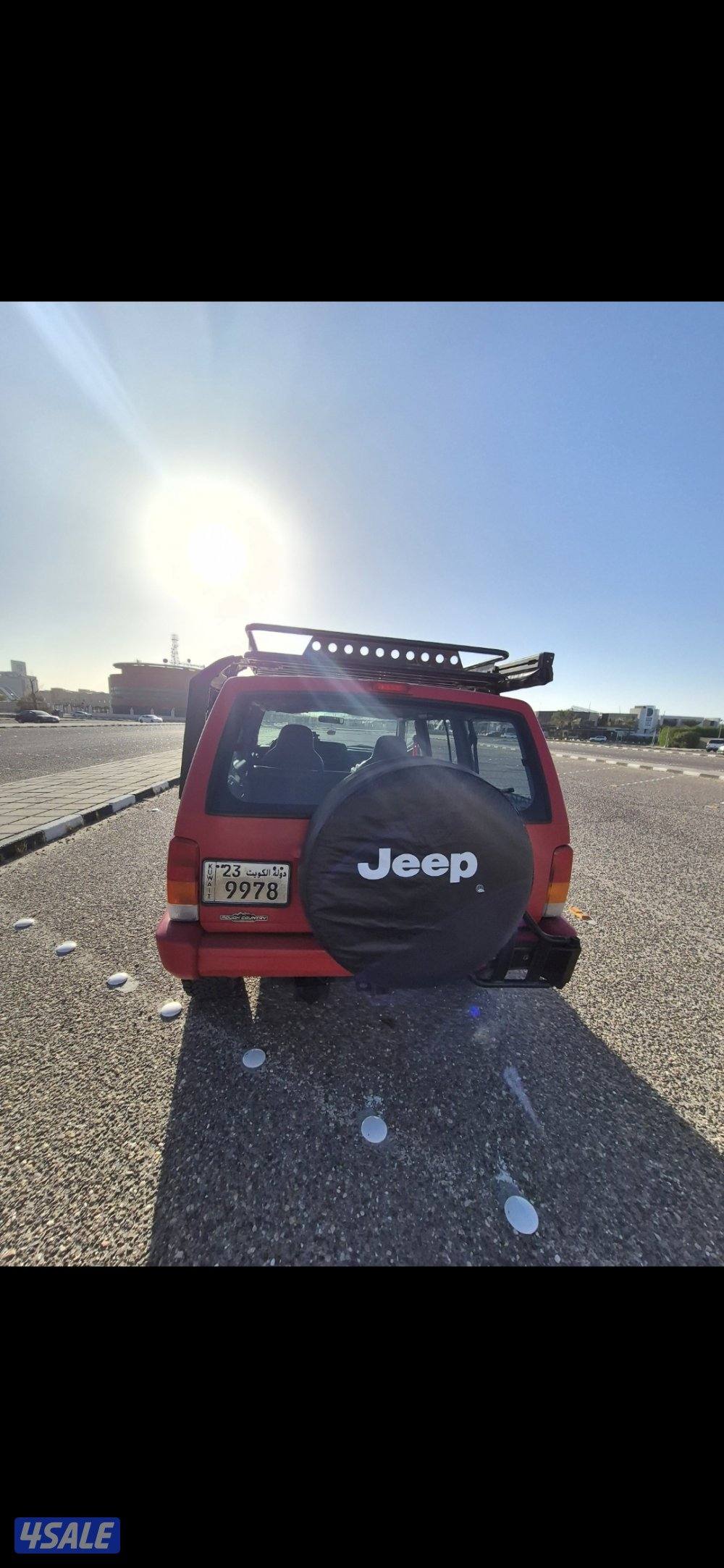 للبيع جيب شروكي 97 قير عادي سبير علاق11