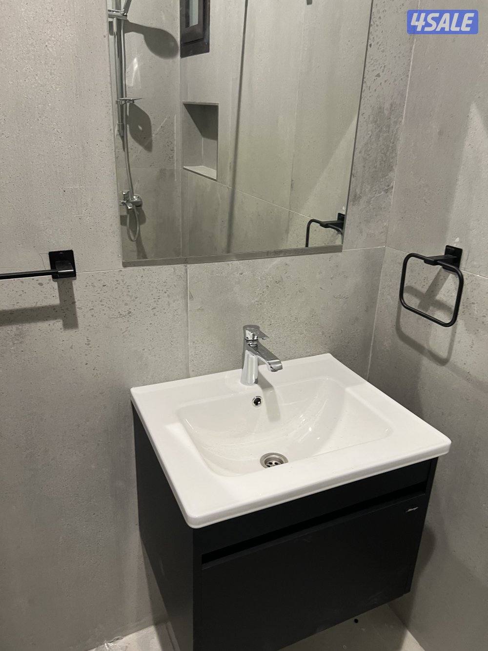 فني صحي جاكوزي وشاور بكس وجميع أعمال الصحي1