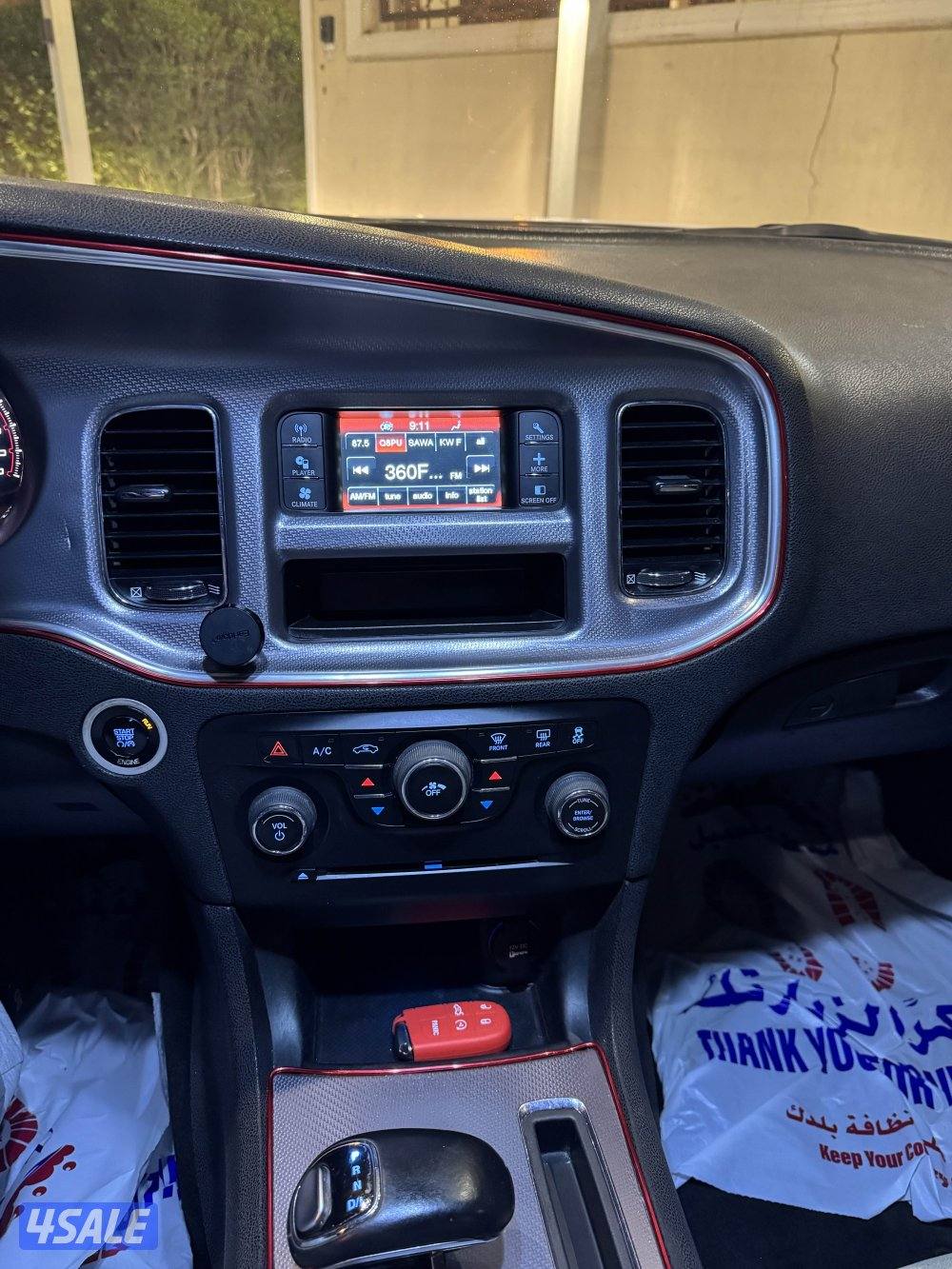 دوج تشارجر موديل 2014 سته سلندر بحاله ممتازه جدا10