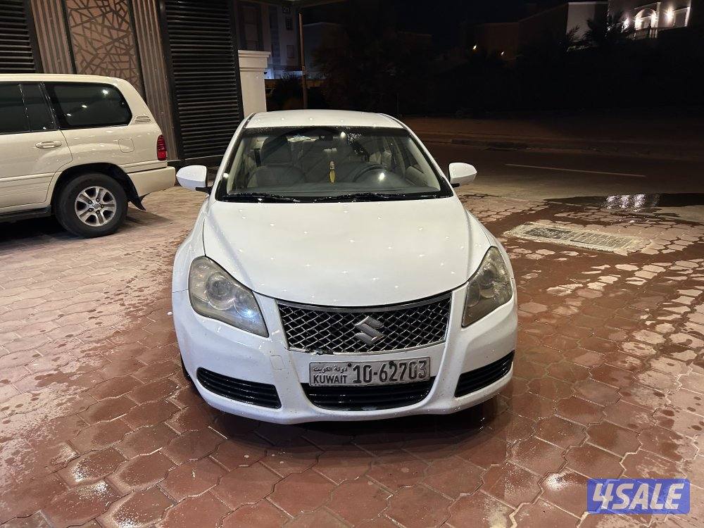 للبيع سوزوكي كوزاچي موديل 20115