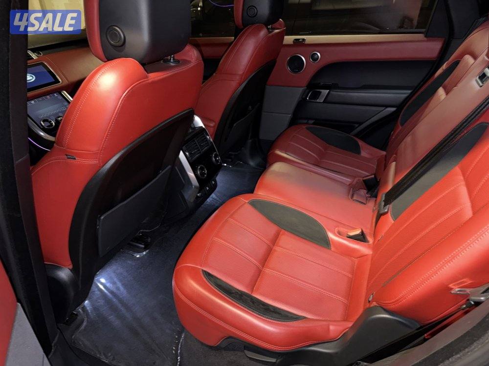 Sport V8 Supercharged9