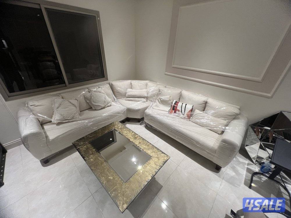 سلام عليكم للبيع غنفات زاويه شبه يديده ٣ قطع مافيه اي ملاحظة السعر 1001