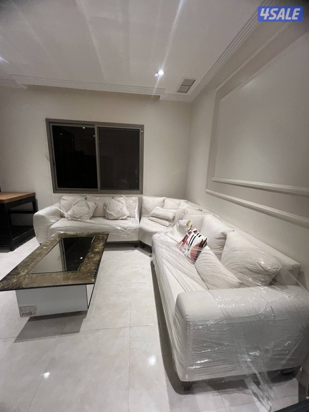 سلام عليكم للبيع غنفات زاويه شبه يديده ٣ قطع مافيه اي ملاحظة السعر 1003