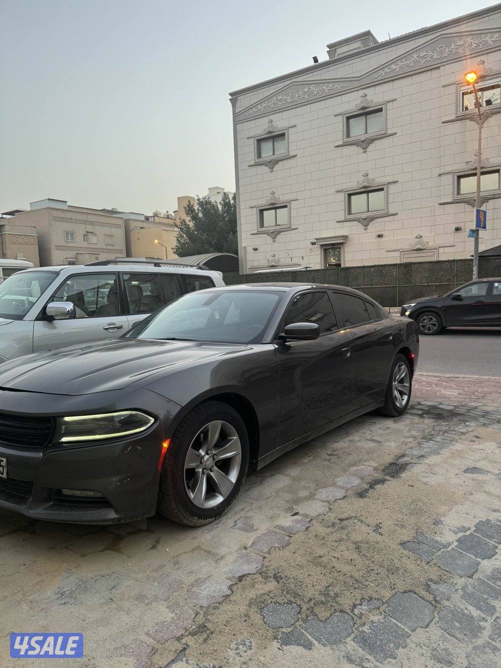 للبيع دوج شارجر2