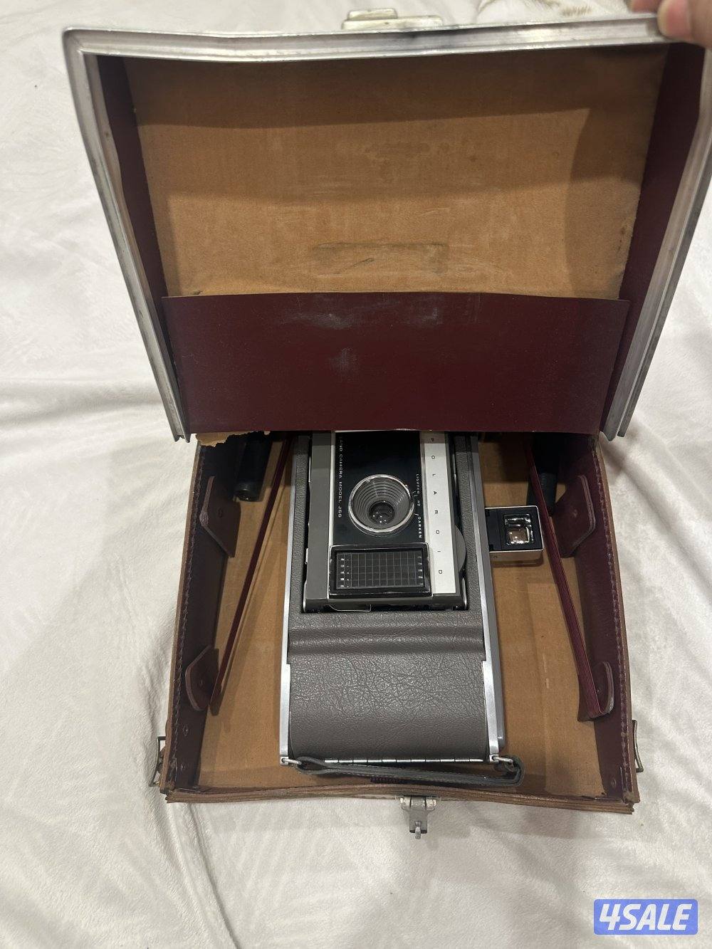 كامره انتيك مخزنه فوريه صدار قديم مع جنطتها واقراضها0