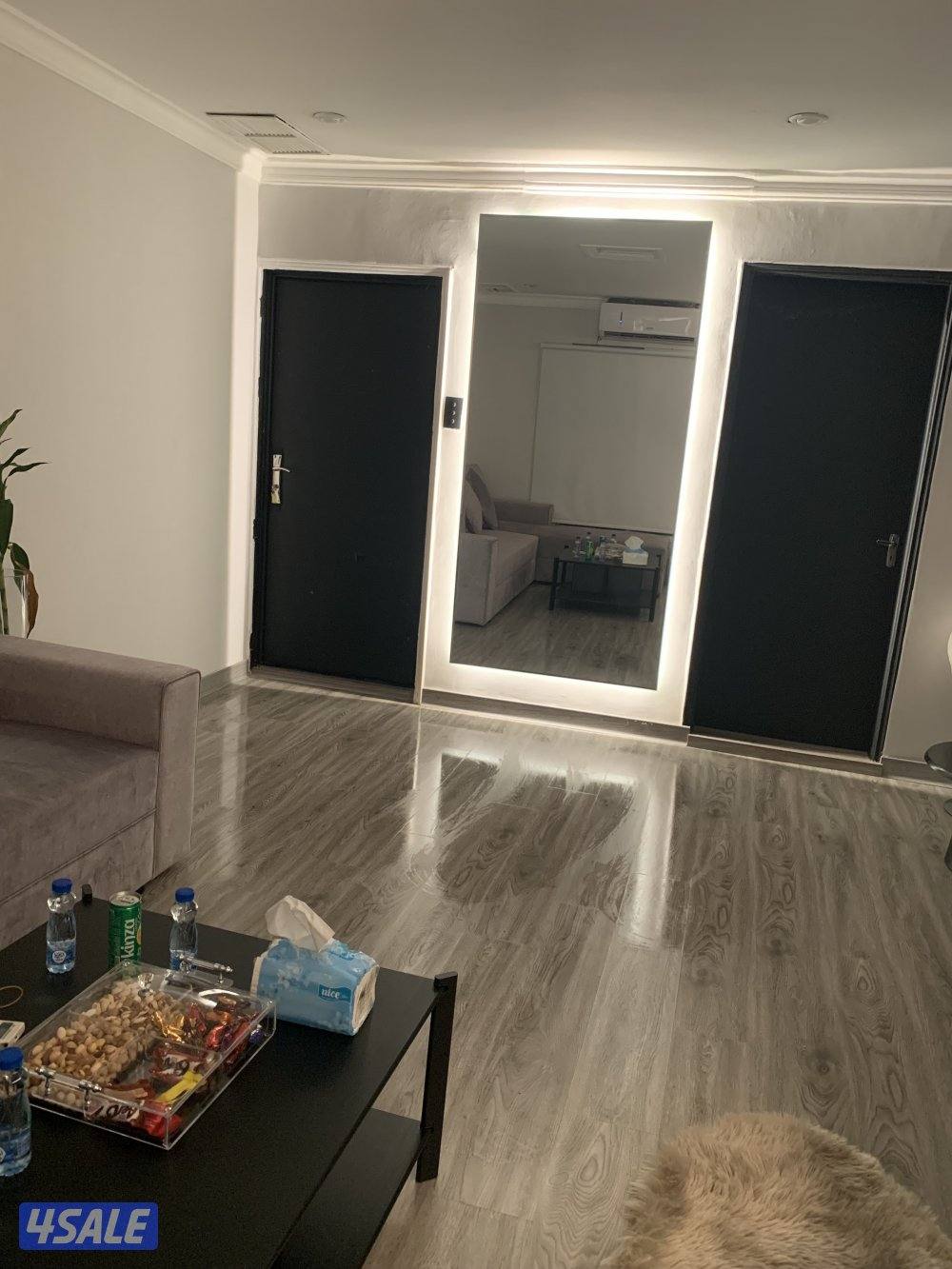 شقق للايجار خلو وفاضي غرفة وصالة ومطبخ وحمام تشطيب سوبر لوكس7