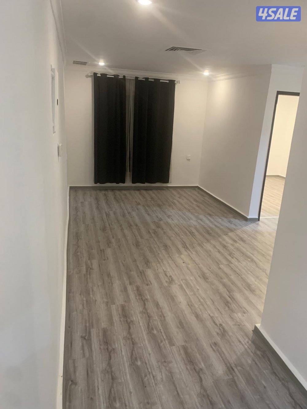 شقق للايجار خلو وفاضي غرفة وصالة ومطبخ وحمام تشطيب سوبر لوكس13