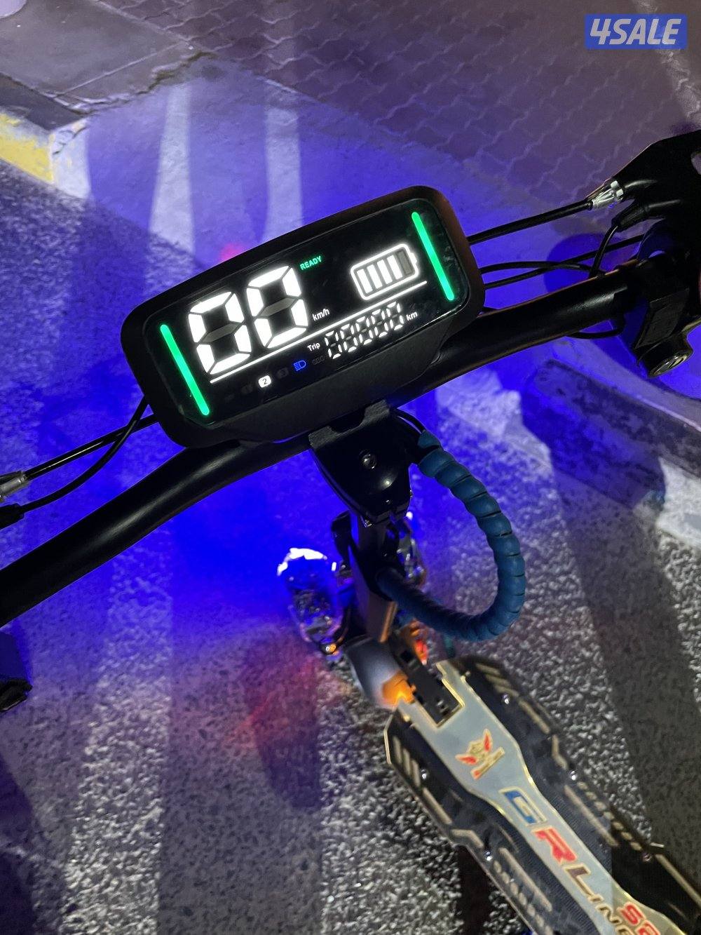 للبيع سكوتر روهان وينجز S2Plus0