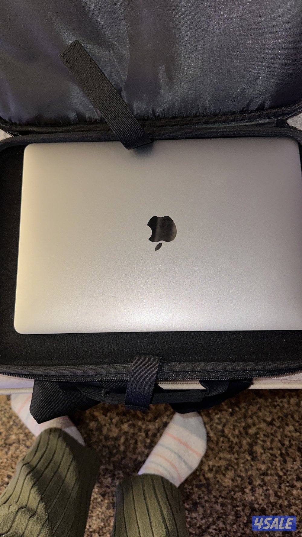 بيع ماك بوك استعمال خفيف  مثل الجديد0