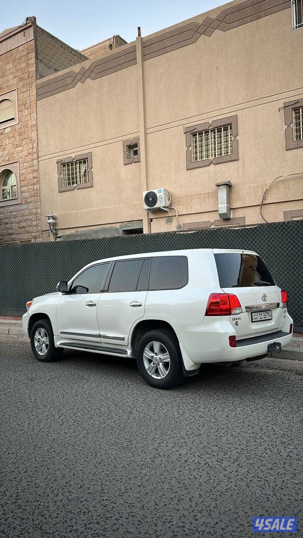 للبيع لاندكروزر 20140