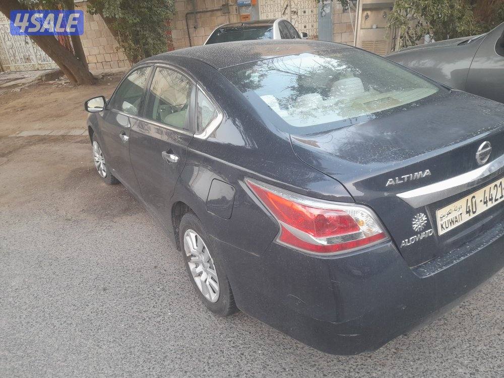 نيسان التيما موديل 2015 بحالة نظيفة جدا ٤سلندر احلي استعمال3