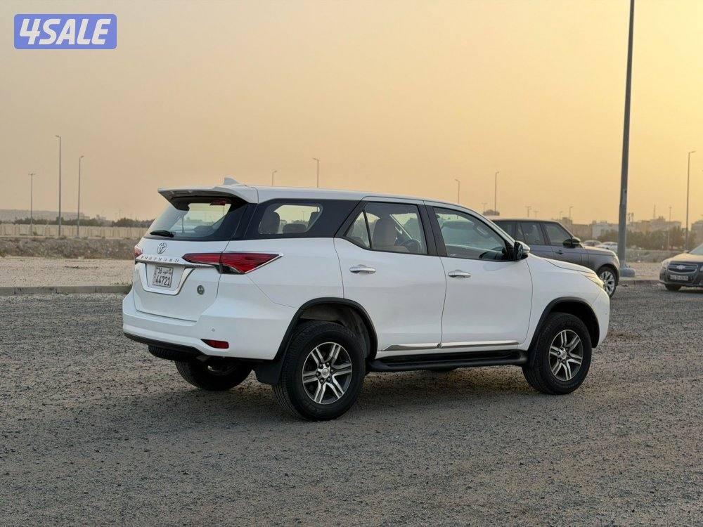 فورتنر 2018 نظيف جدا جدا0