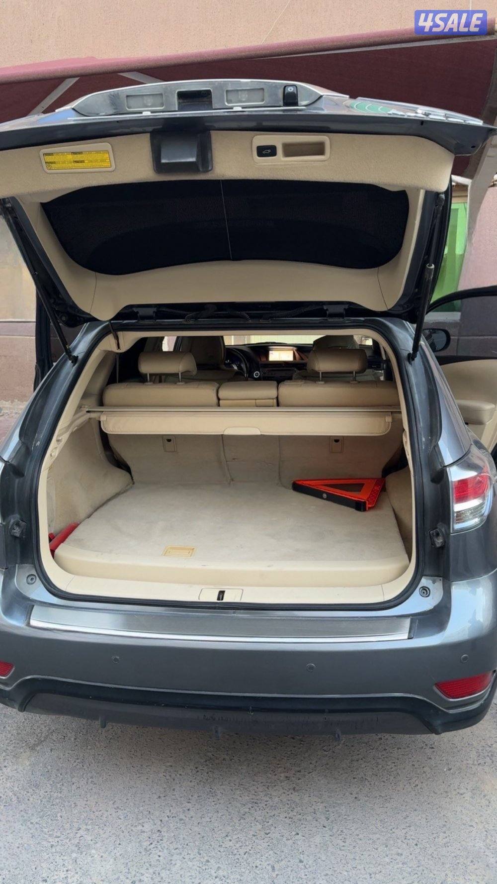 لكزس للبيع3