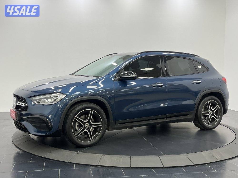 MERCEDES GLA200 Mercedes MERCEDES GLA200 20220