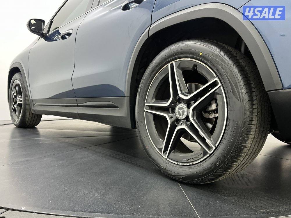 MERCEDES GLA200 Mercedes MERCEDES GLA200 20228