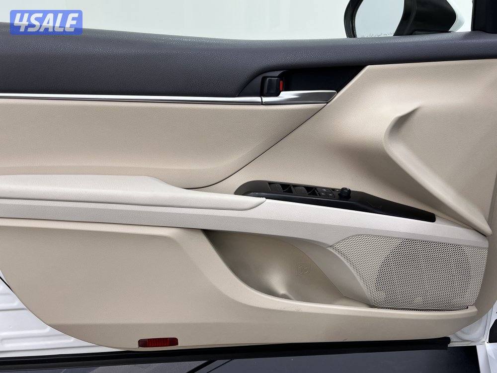 TOYOTA CAMRY Toyota CAMRY 202110