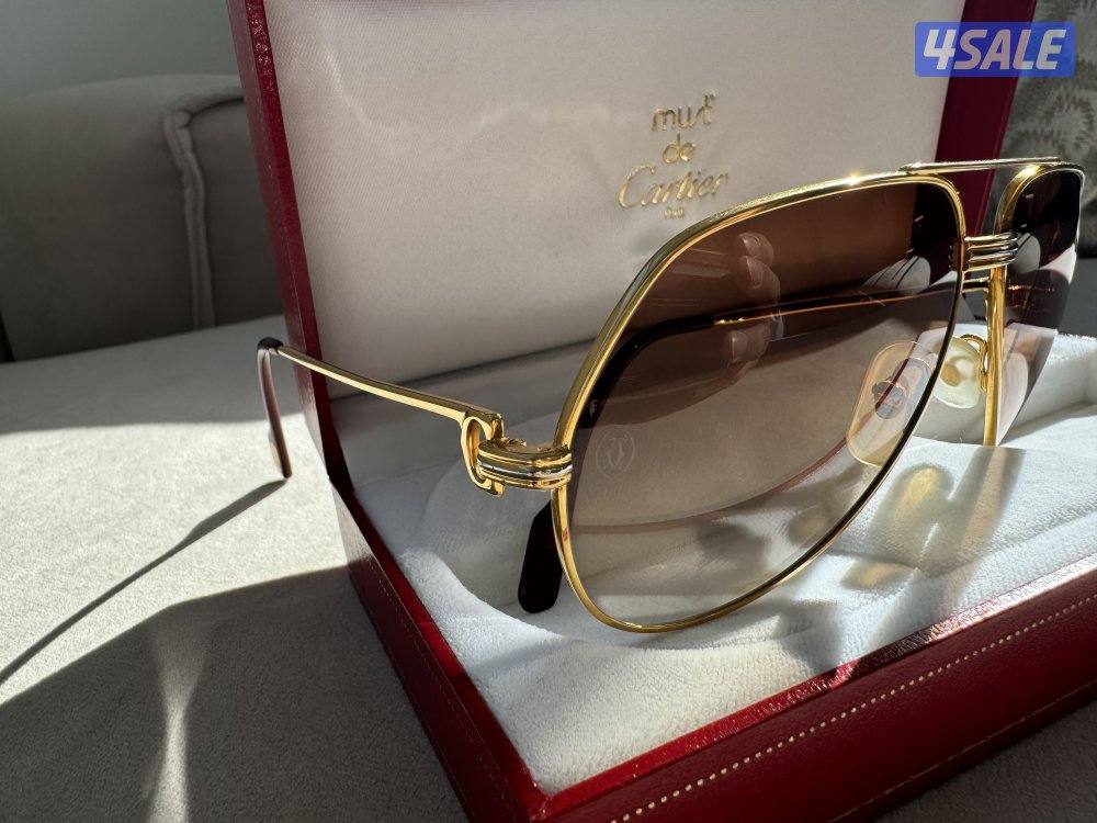 للبيع نظارة كارتية(لويس) القديمة مقاس 59 الوسط شبة جديدة مخزنة وكالة1