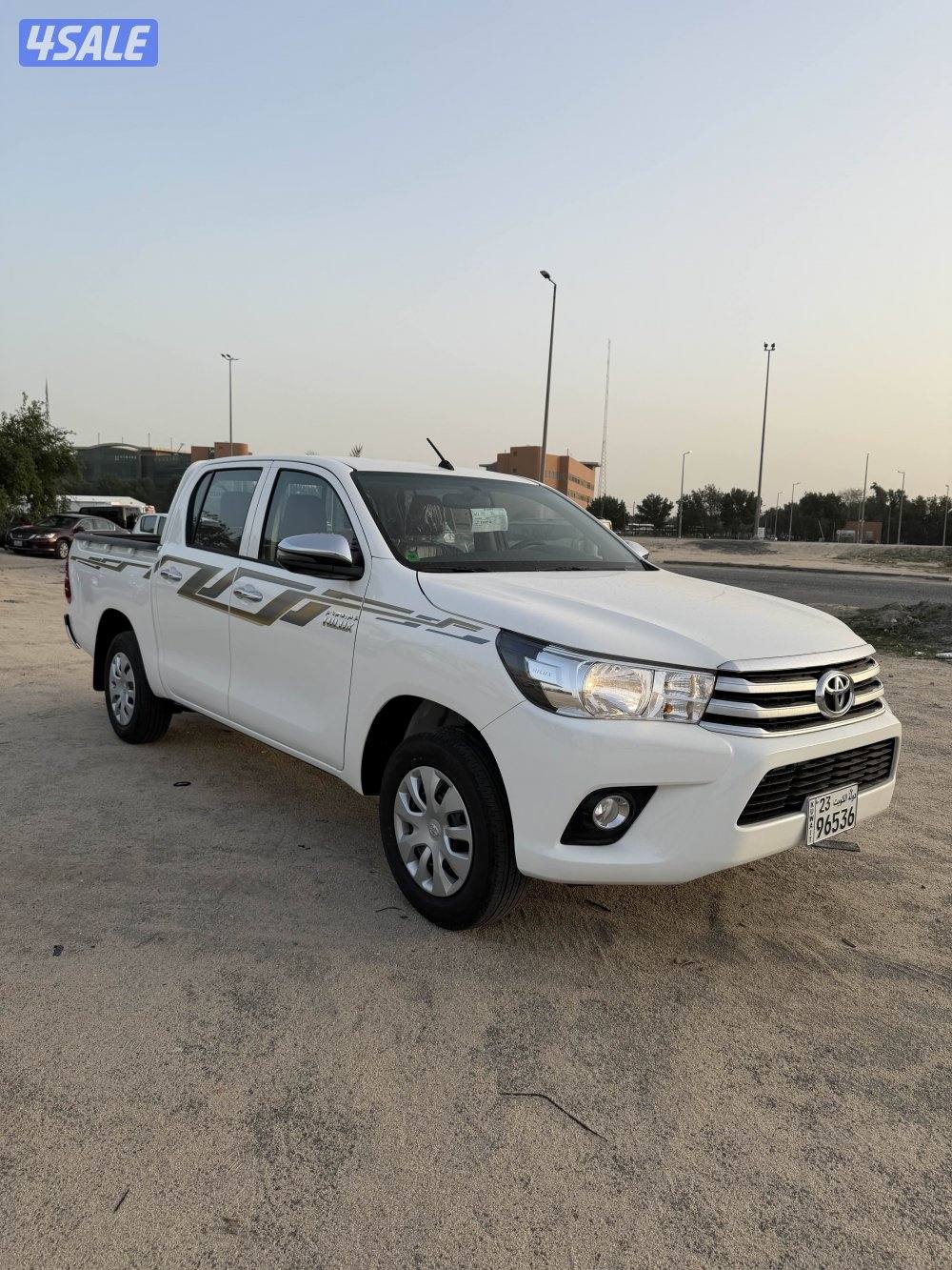 هايلوكس اصفار0