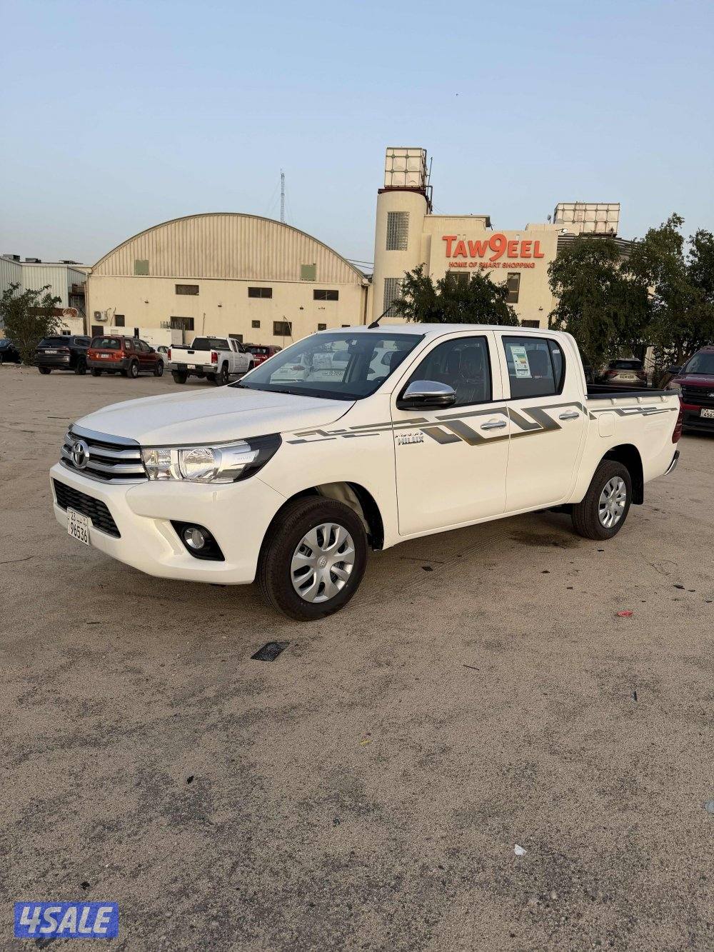 هايلوكس اصفار4