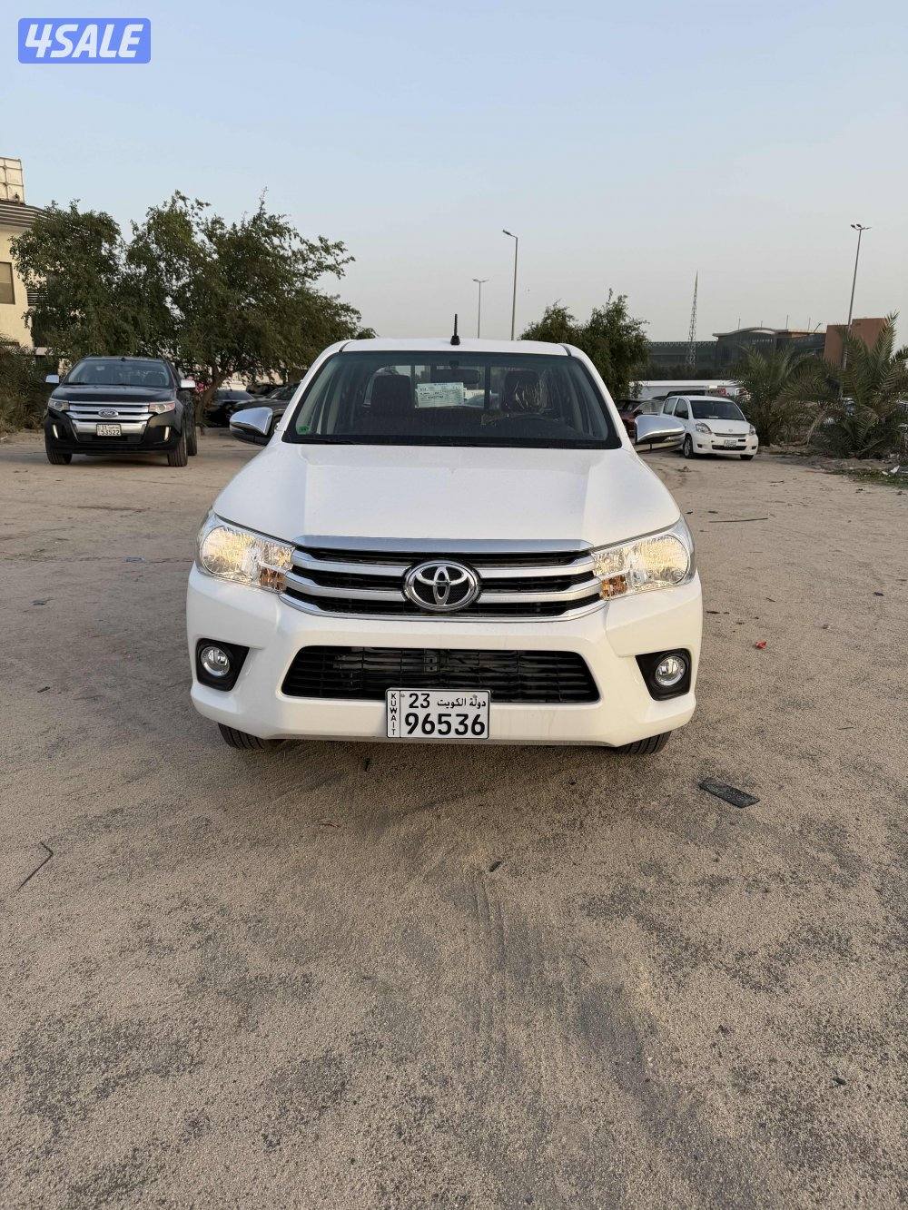 هايلوكس اصفار5