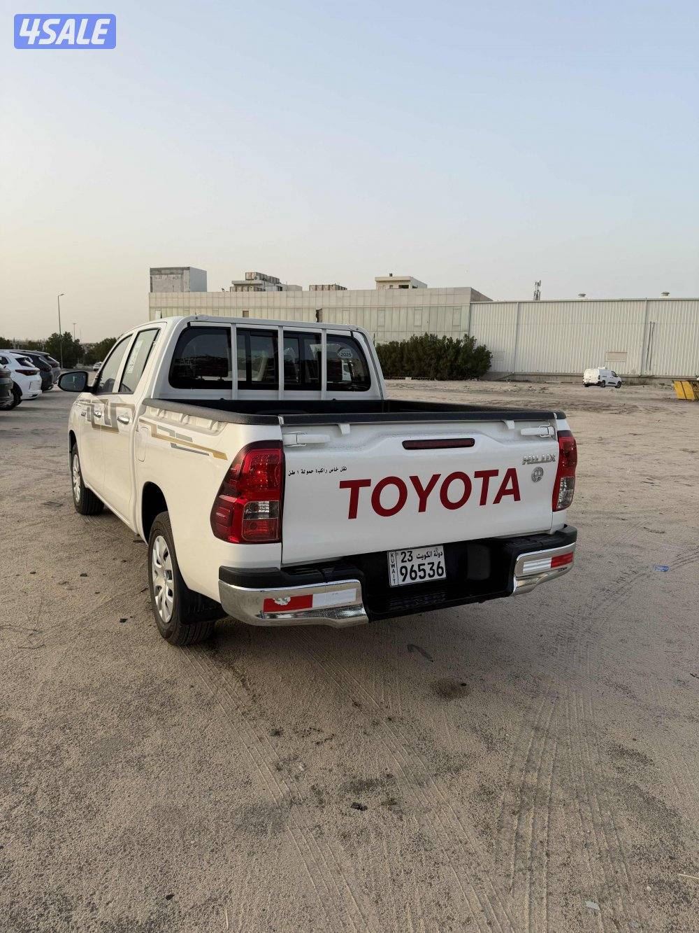 هايلوكس اصفار6