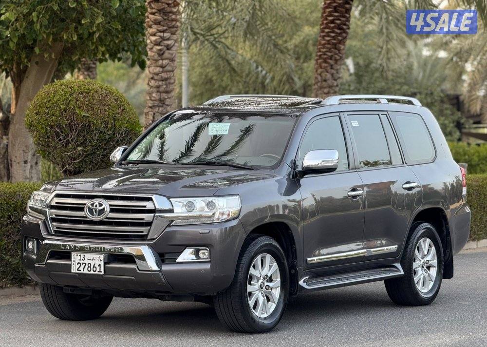 للبيع لاند كروزر موديل 2016 V60