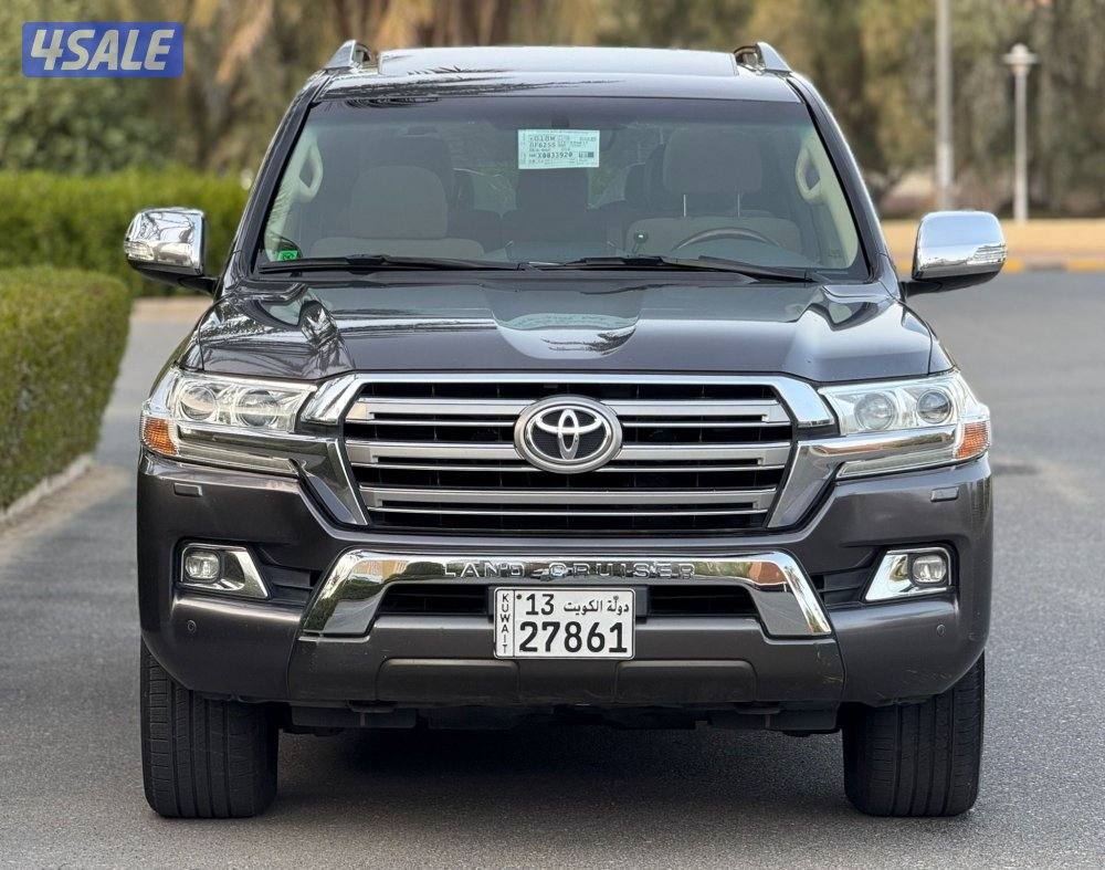 للبيع لاند كروزر موديل 2016 V66