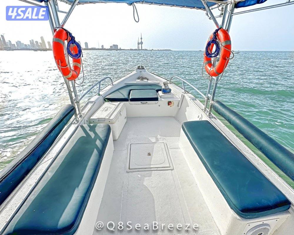 ايجار طراد رحلات حداق ونزها طراد مجهز بي كل أجهزت الامن والسلامه0