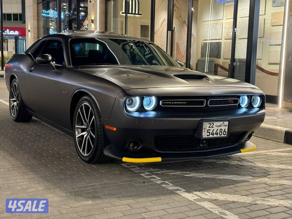 شلنجر فل ابشن وشرط الفحص قير مكينه شاصي ومن الوكاله وماشيه 17 الف وكل6