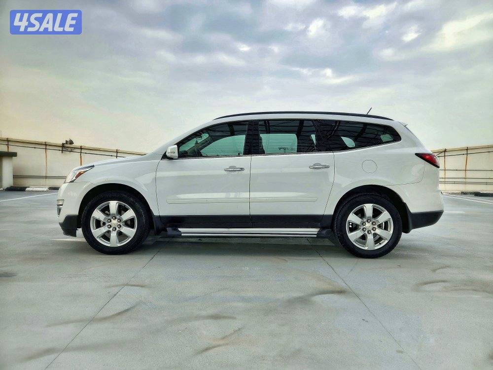 شيفروليه ترافيرس ٢٠١٧ LT أبيض قطبي4