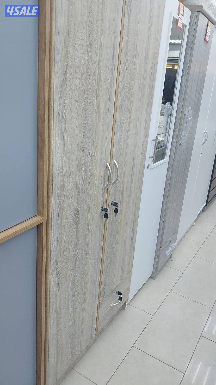 كبتات للبيع ٢ باب ارفف وعلاقة جديد بسعر ٤٥5