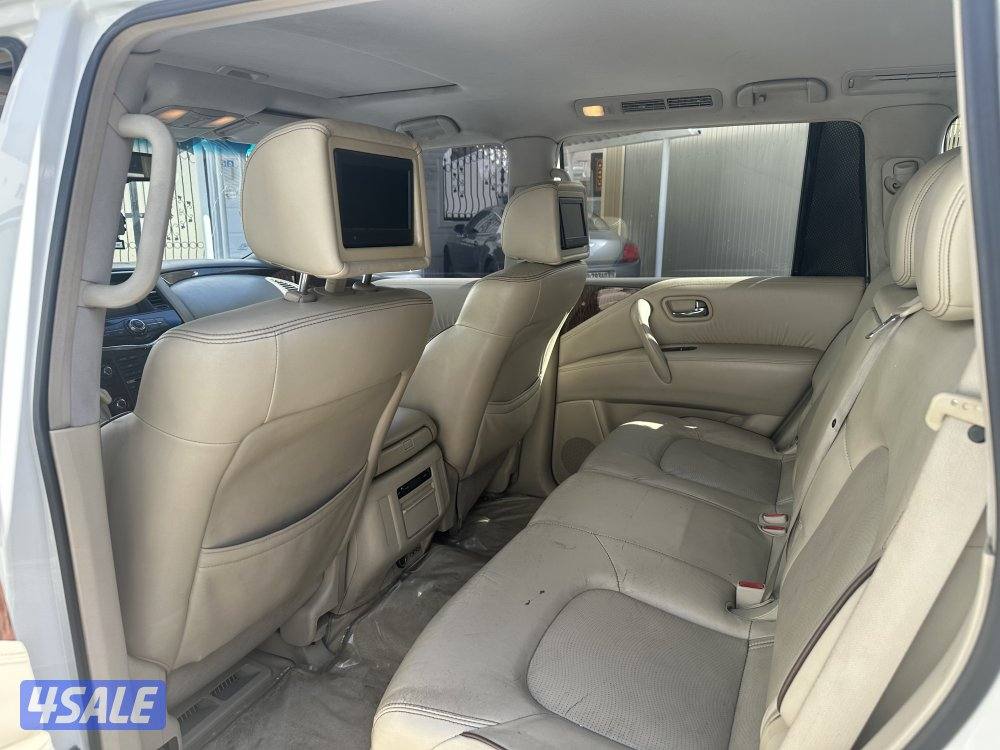 باترول للبيع 2013 مكينه الصغيره 8 سلندر جلد شاشات خلفية0