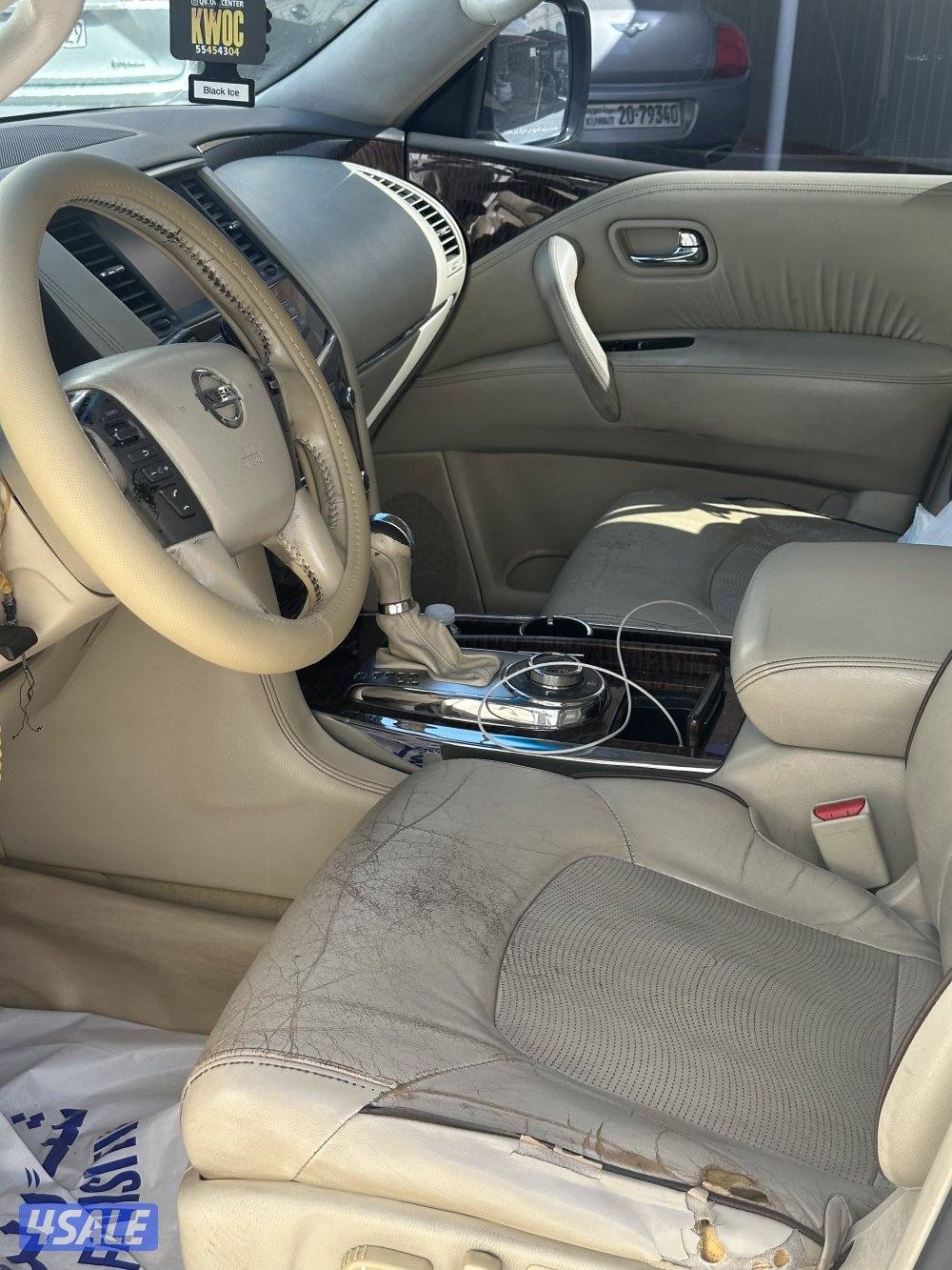 باترول للبيع 2013 مكينه الصغيره 8 سلندر جلد شاشات خلفية5