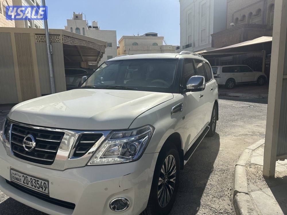 باترول للبيع 2013 مكينه الصغيره 8 سلندر جلد شاشات خلفية6