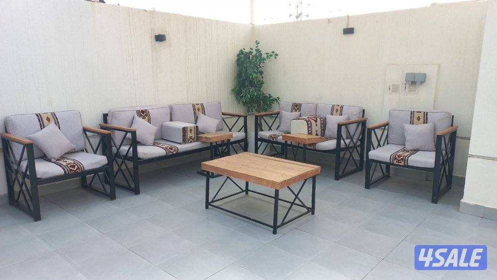 كراسي تصلح للحوش للمزرعه لقعده في السطح1