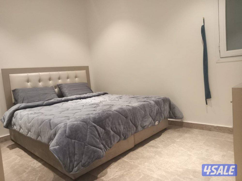 ل عشاق الزرق الرفيع شقة مفروشة للايجار الشهري10