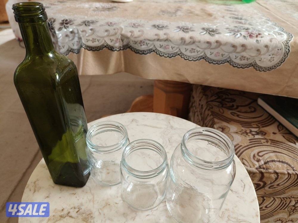 للبيع كميات برطمانات زجاجية وقنينات زيت زينون بسعر الجملة0