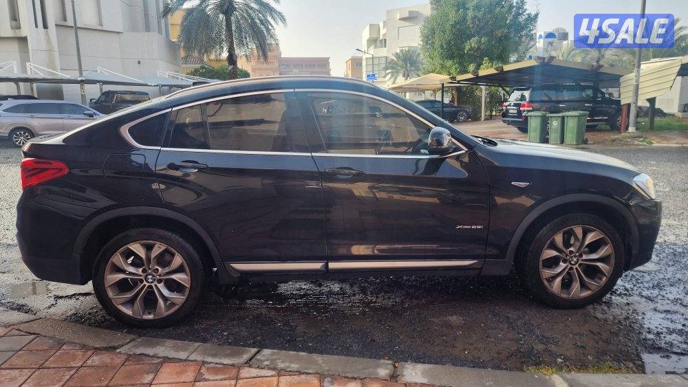 للبيع بي إم دبليو X4 موديل  ٢٠١٦ استخدام سيده سيرفس وكاله1