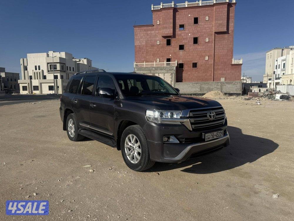 لاند كروز ٢٠١٨2