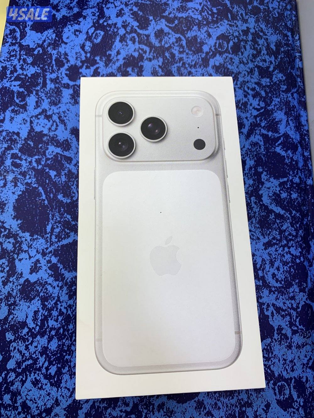 آيفون 17 برو 2560