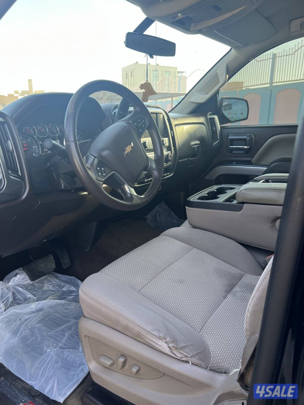 للبيع سيلفرادو z71 20145