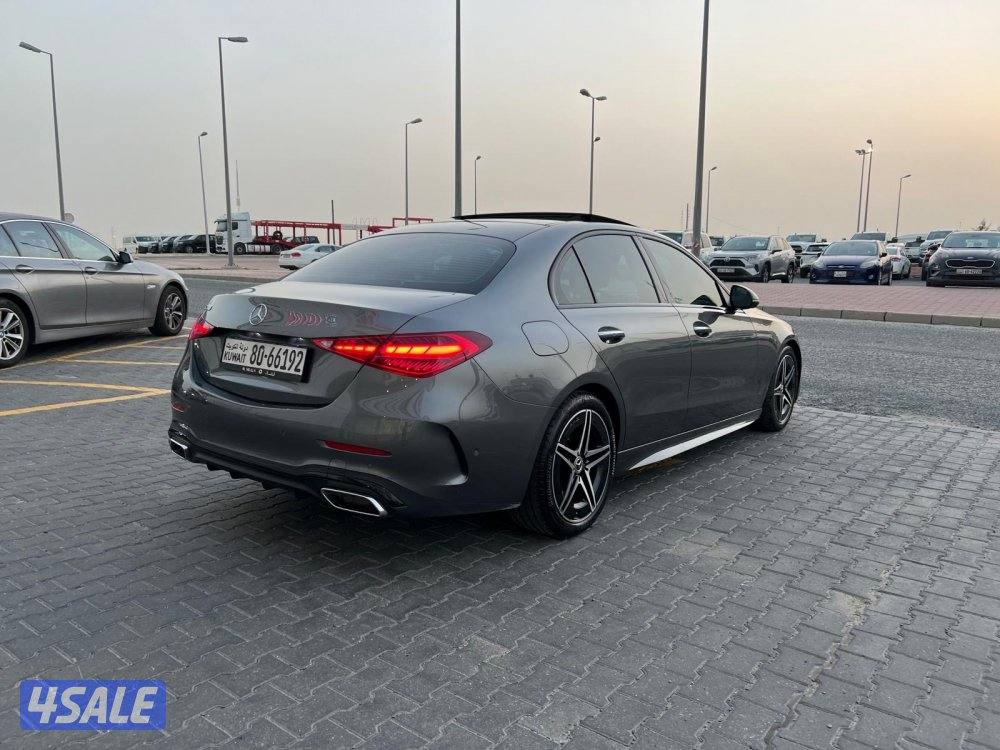 🏴مرسيدسC200 وارد الملا 2024 صبغ وكاله ماشي15 فحص شامل🏴1