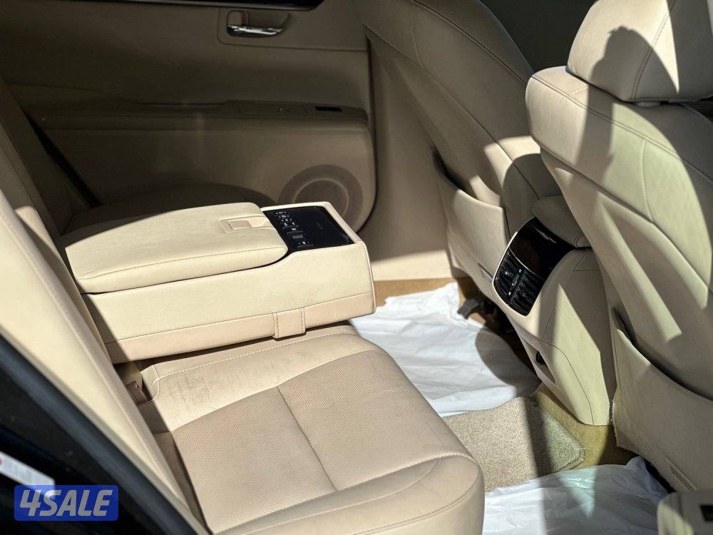 للبيع لكزس ES350 ماشي ١٤٧ الف كيلو5