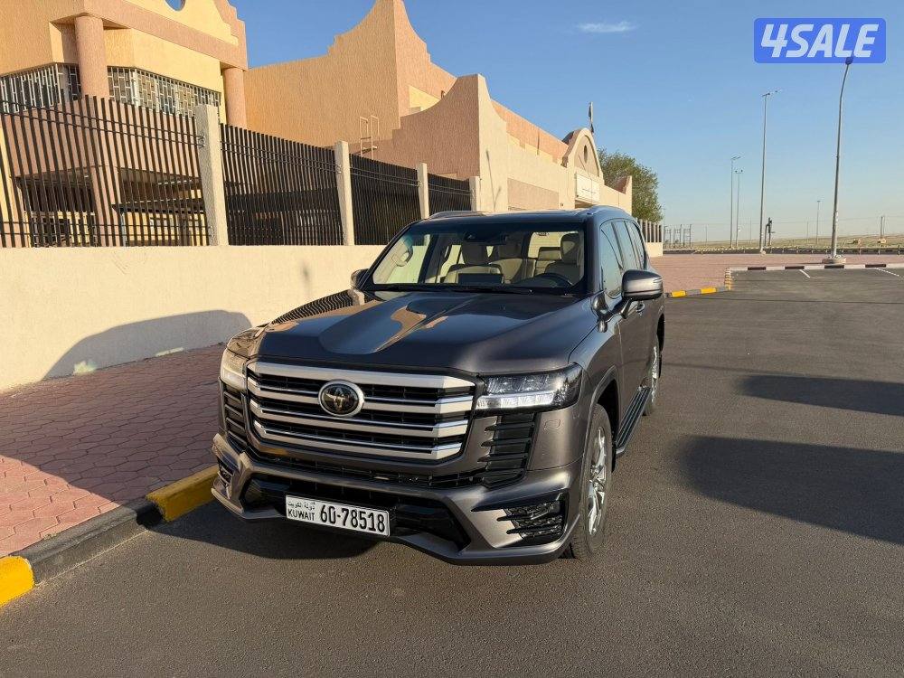 لاندكروزر 2022 GXR ايرو اس بدون تيربو0